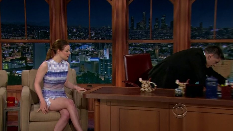 Gillian Jacobs  Photoshoot