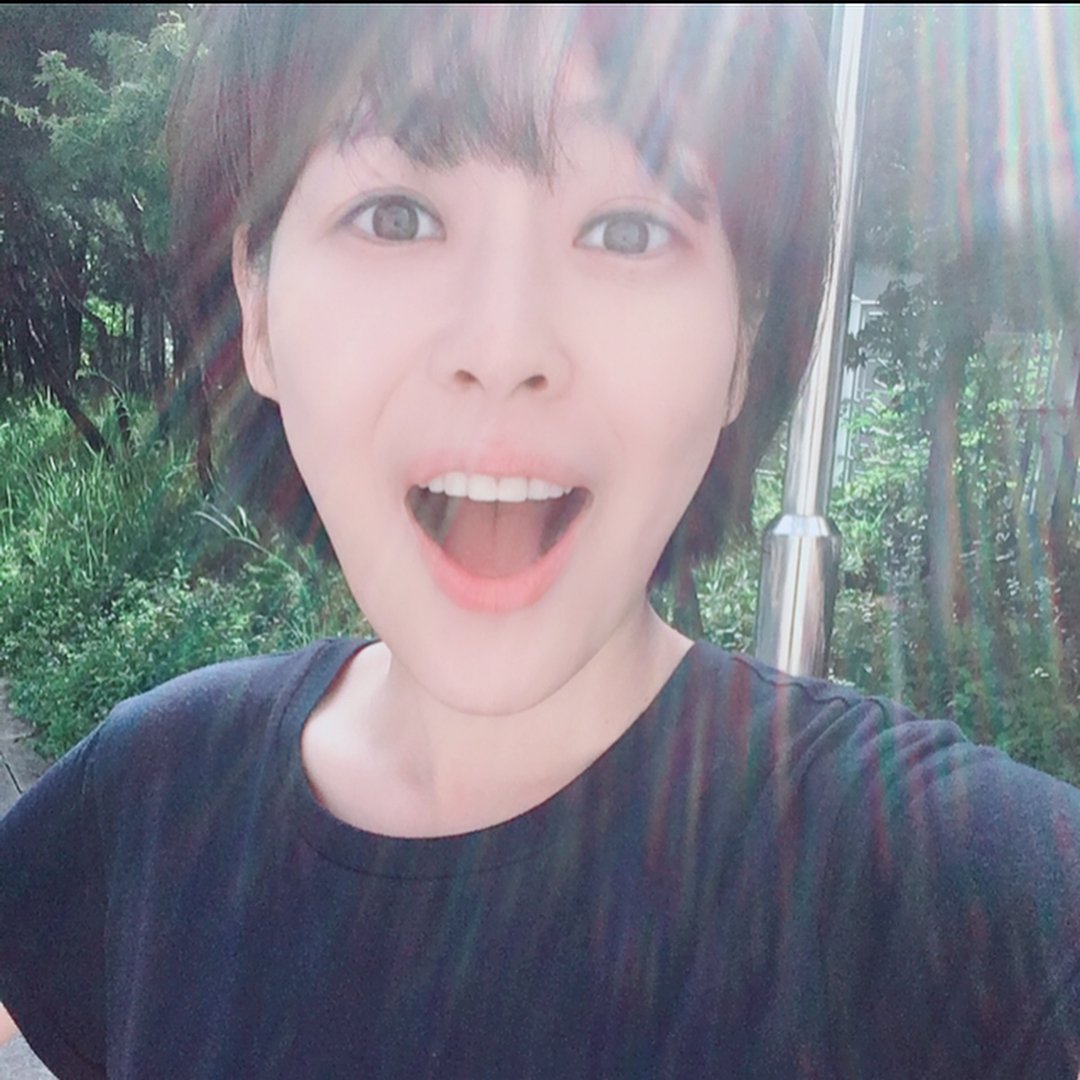 Lee Hana  Photoshoot