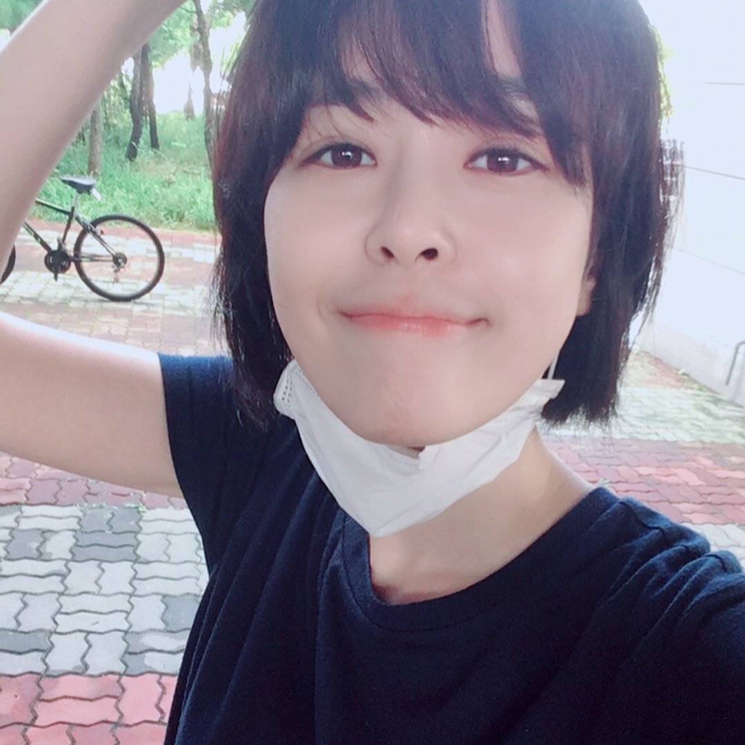 Lee Hana  Photoshoot