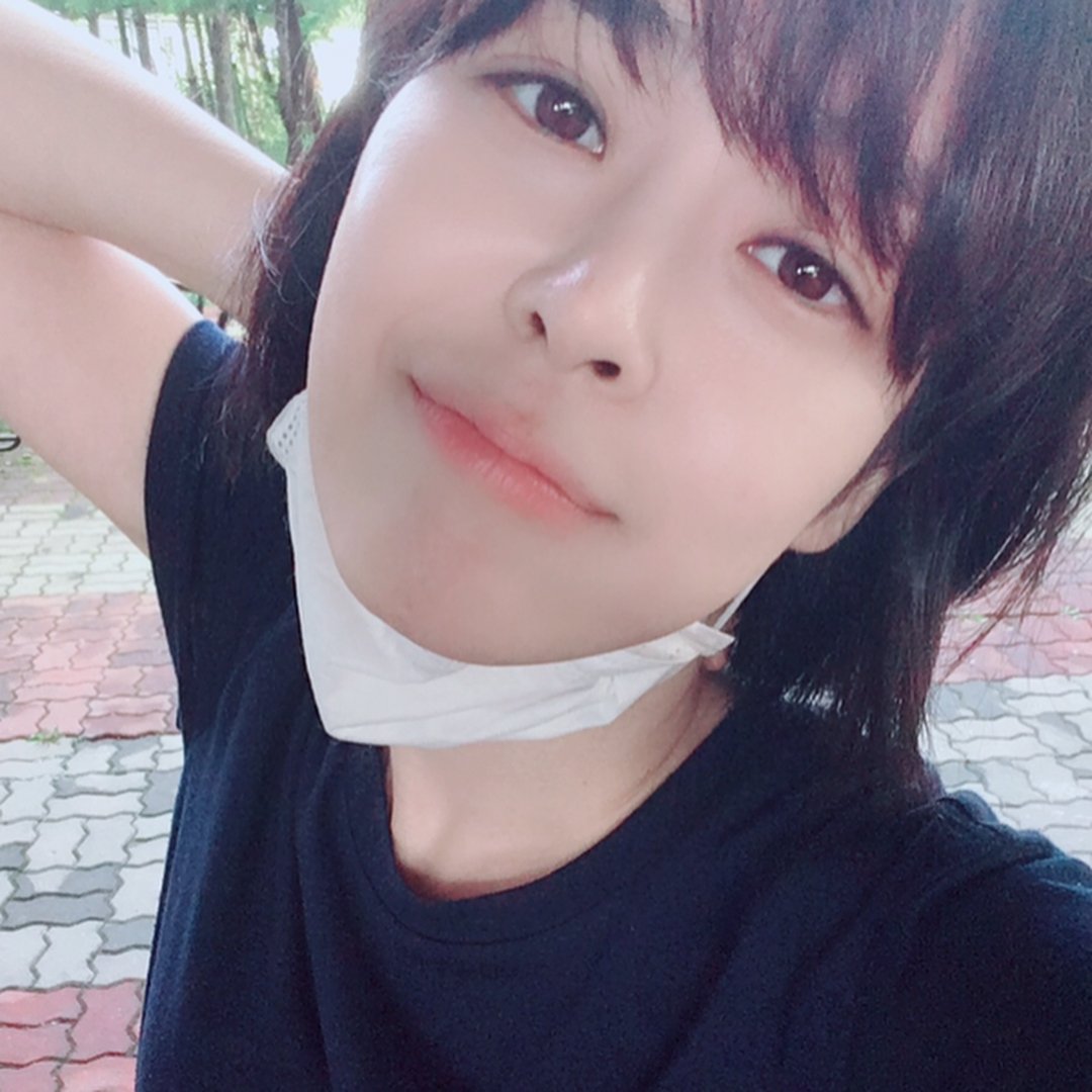 Lee Hana  Photoshoot