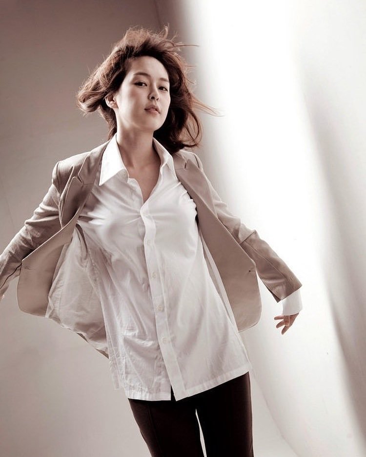 Lee Hana  Photoshoot