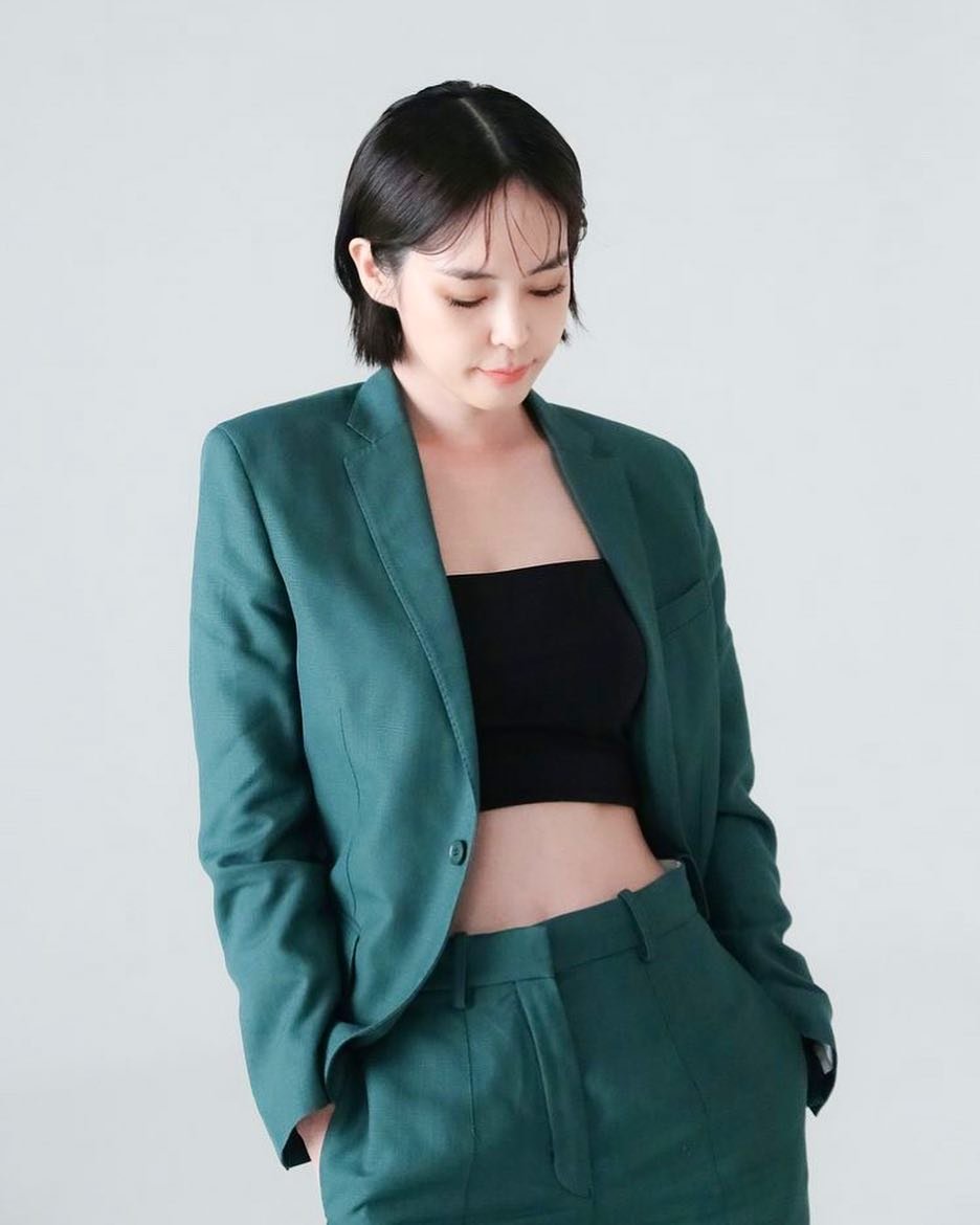 Lee Hana  Photoshoot