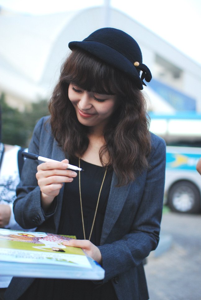 Lee Hana  Photoshoot