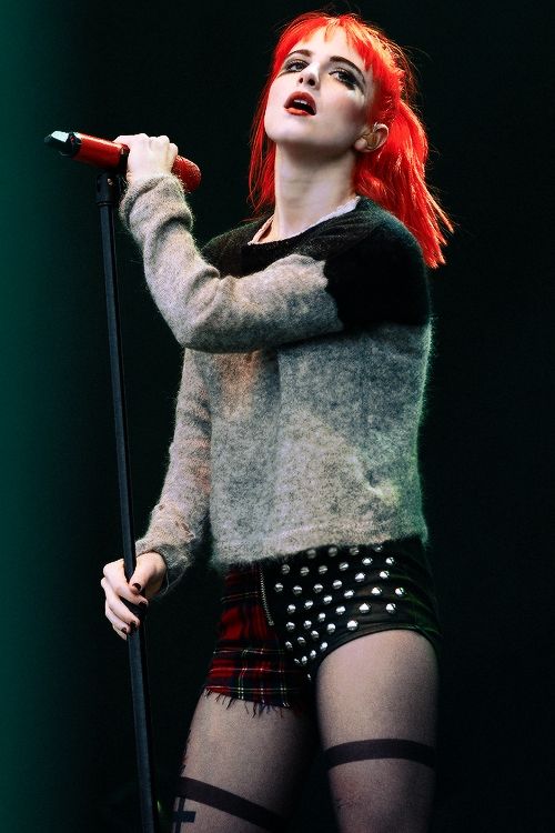 Hayley Williams Sexy and Hottest Photos , Latest Pics