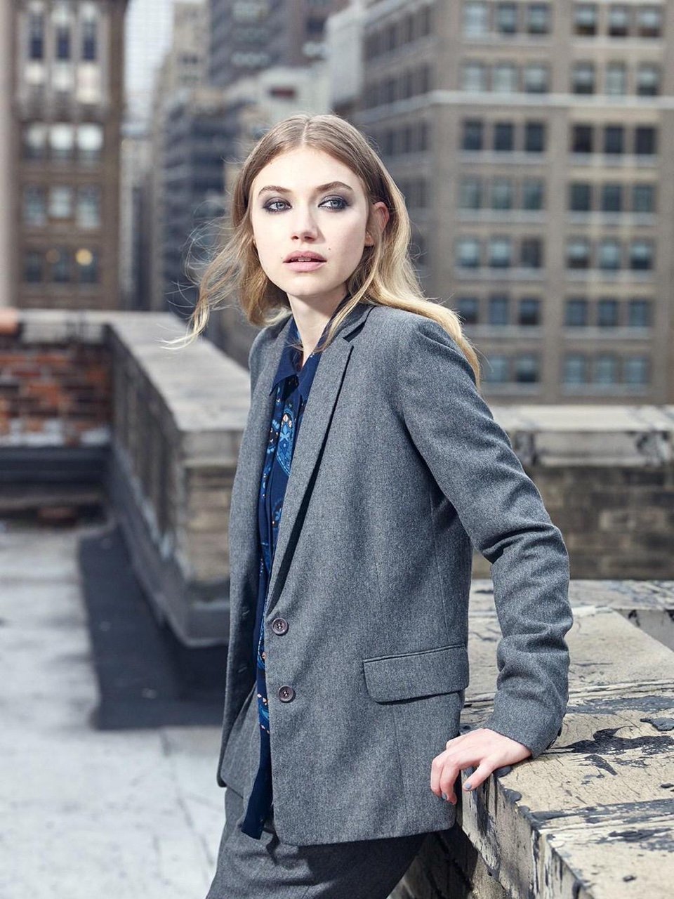 Imogen Poots  Photoshoot