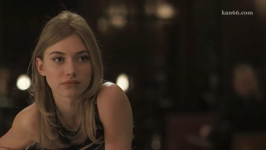 Imogen Poots  Photoshoot