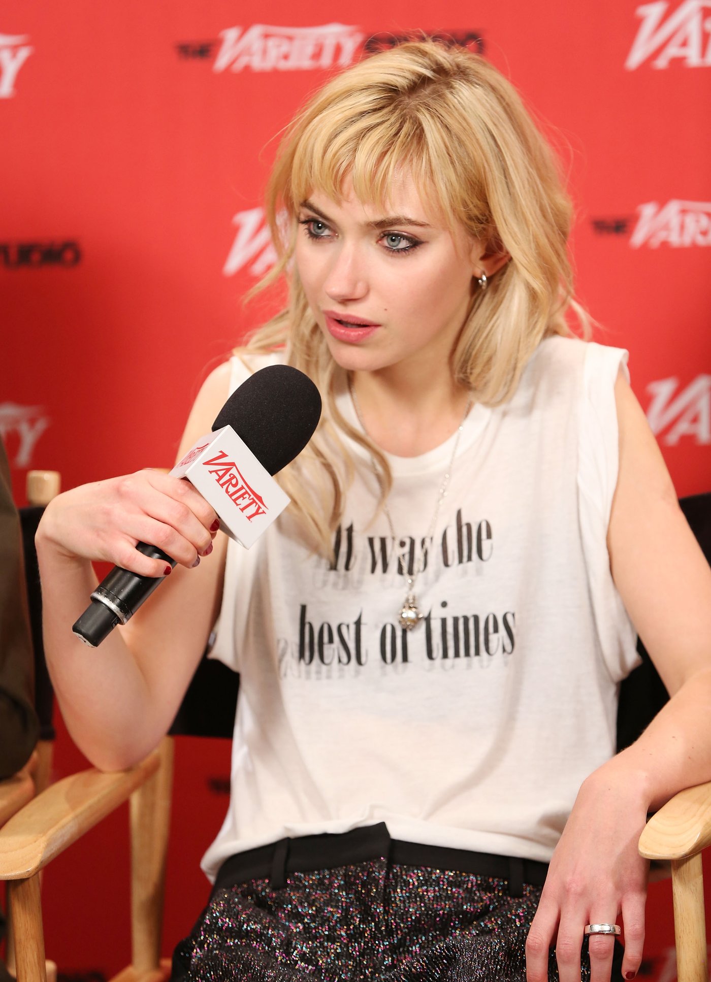 Imogen Poots Leg Photoshoot