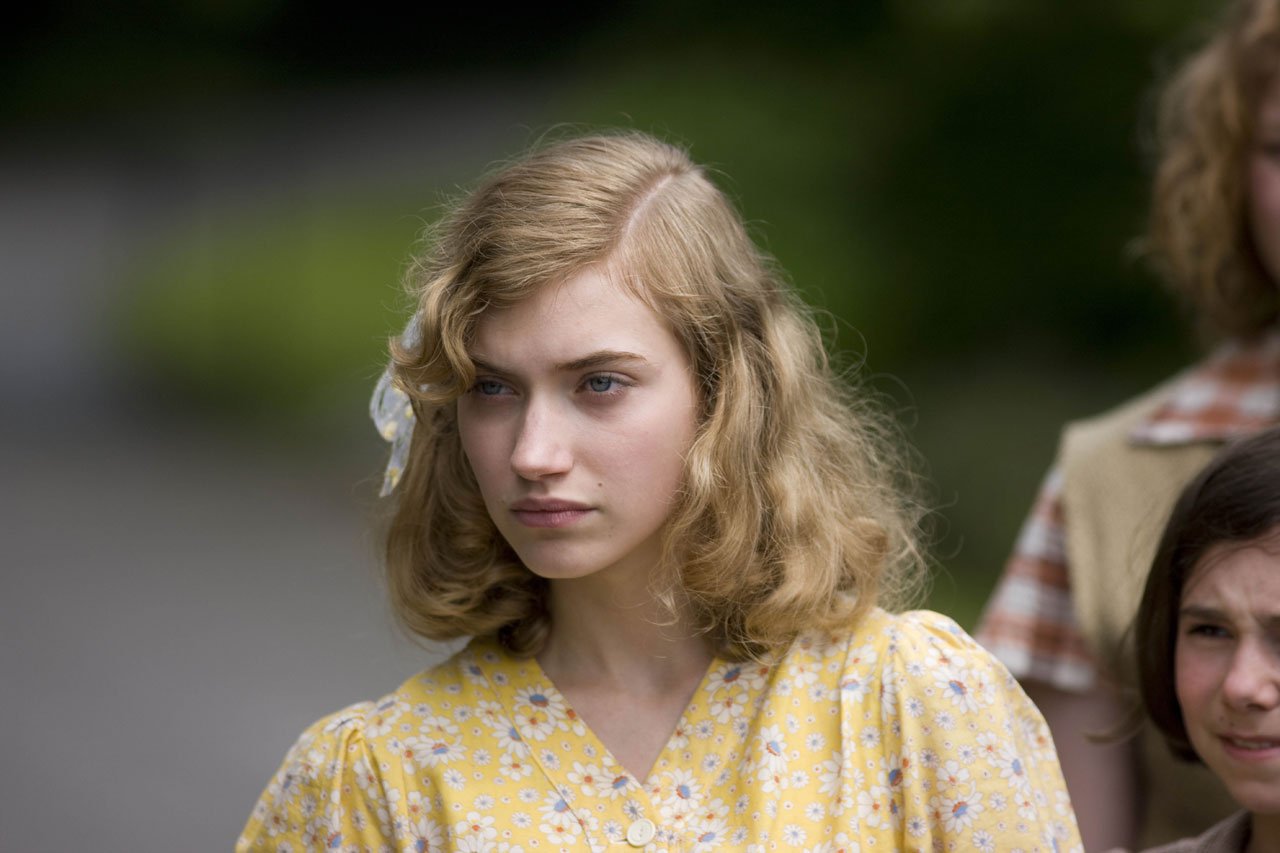 Imogen Poots  Photoshoot