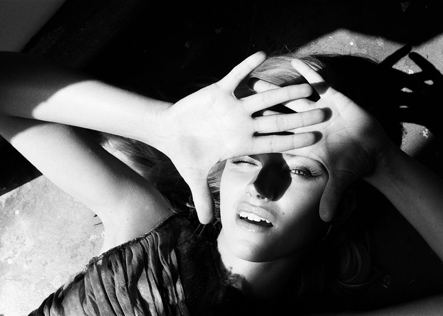 Imogen Poots  Photoshoot