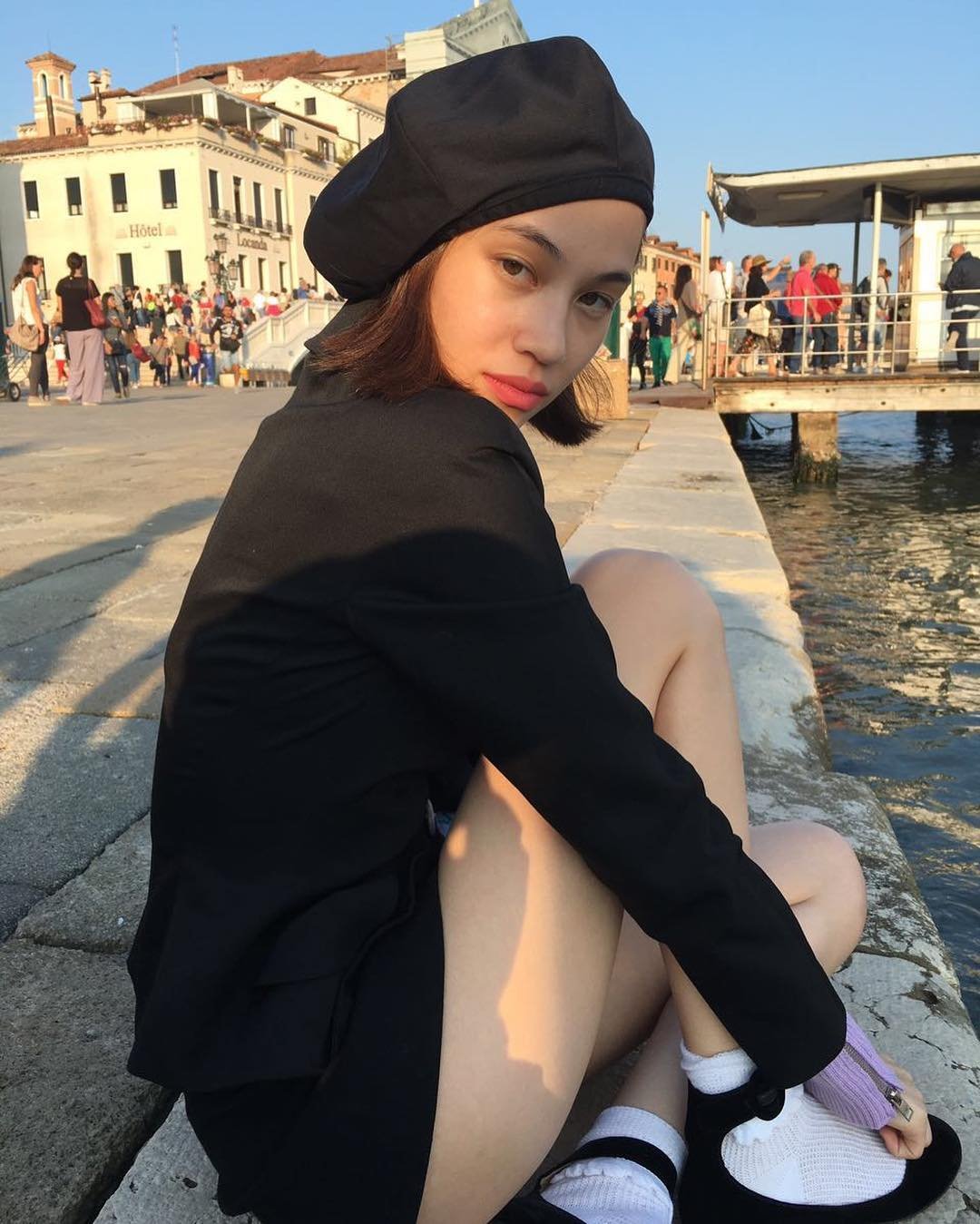 Kiko Mizuhara Leg Photoshoot