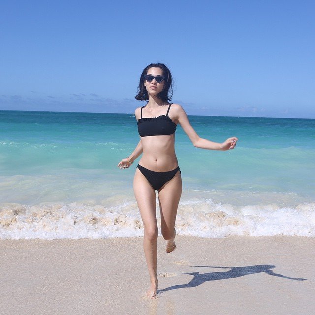 Kiko Mizuhara Leg Photoshoot