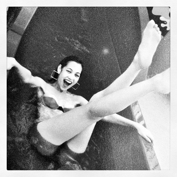 Kiko Mizuhara Leg Photoshoot