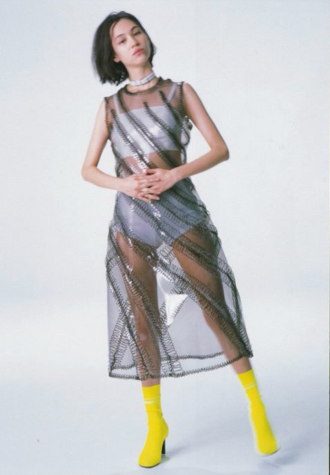 Kiko Mizuhara Leg Photoshoot