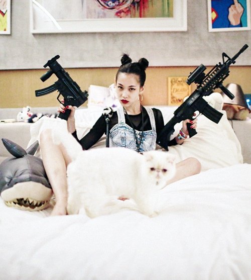 Kiko Mizuhara Leg Photoshoot