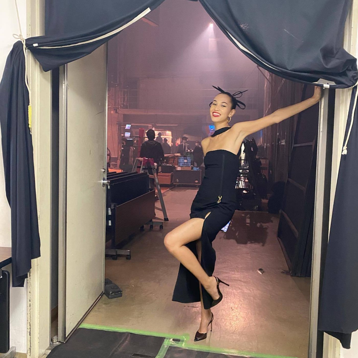 Kiko Mizuhara Leg Photoshoot