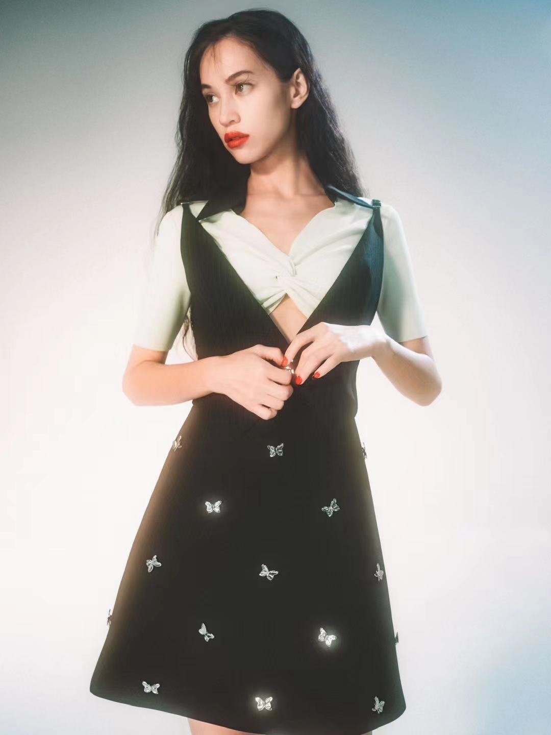 Kiko Mizuhara Leg Photoshoot