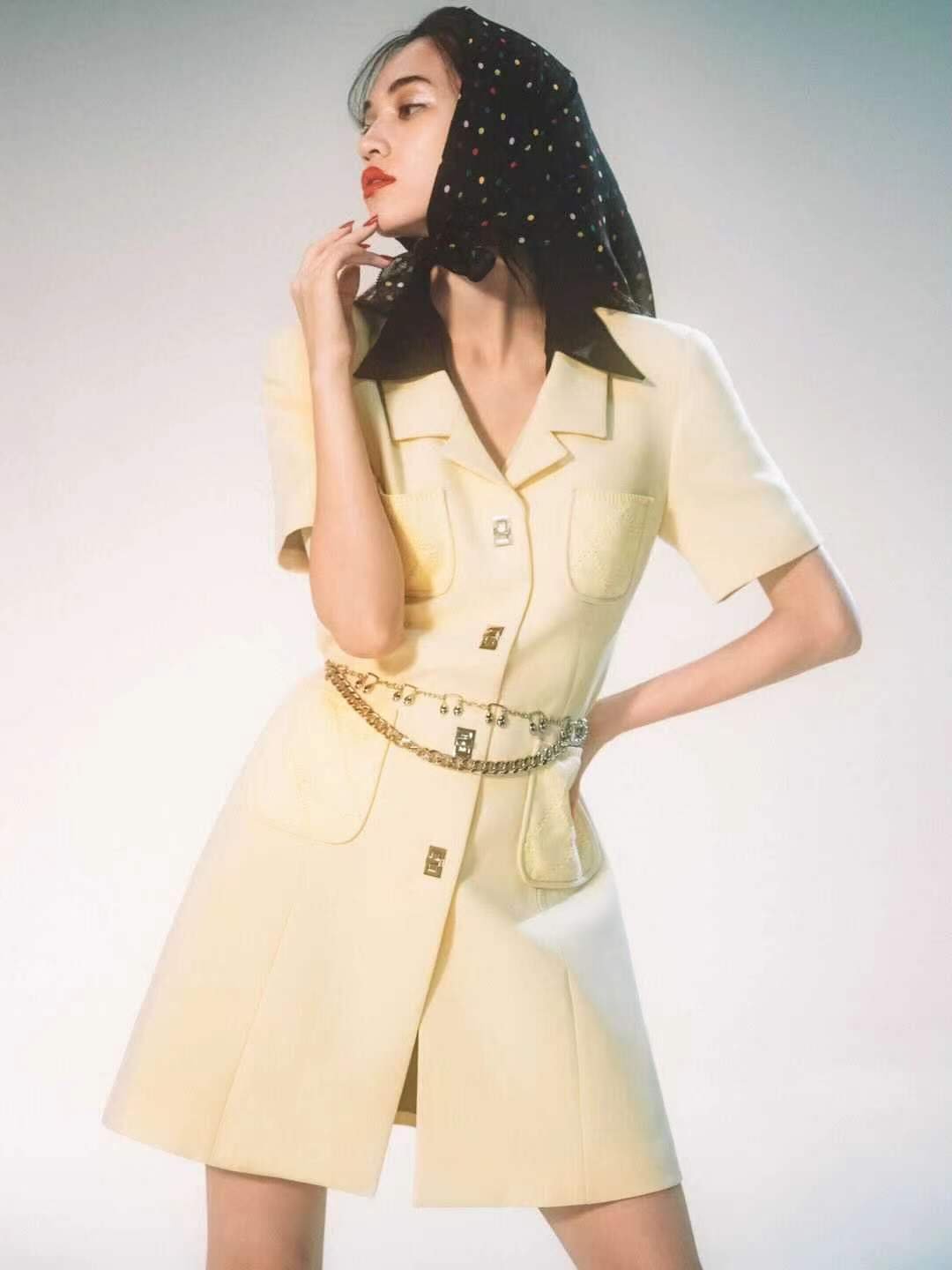 Kiko Mizuhara Leg Photoshoot