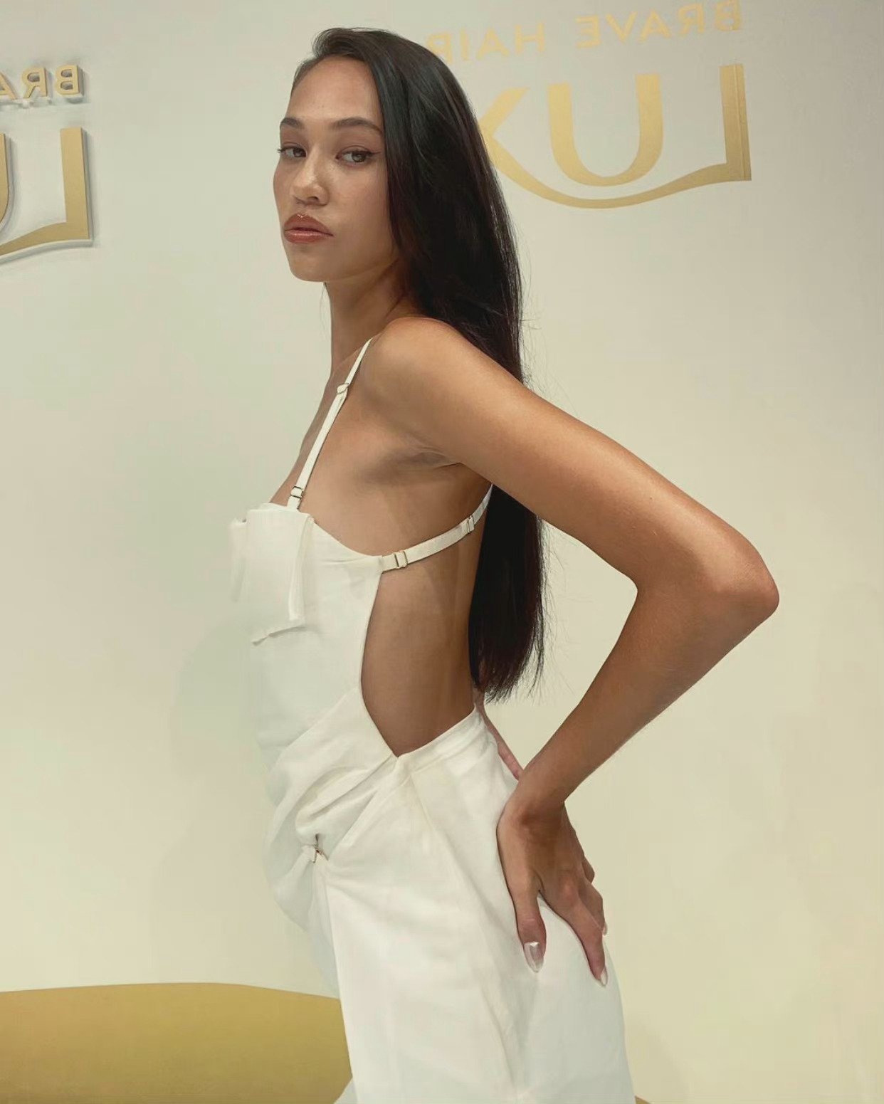 Kiko Mizuhara Leg Photoshoot