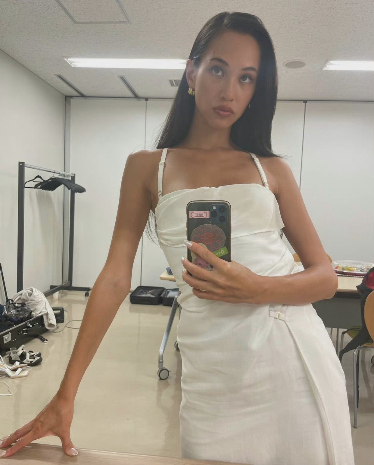 Kiko Mizuhara Leg Photoshoot