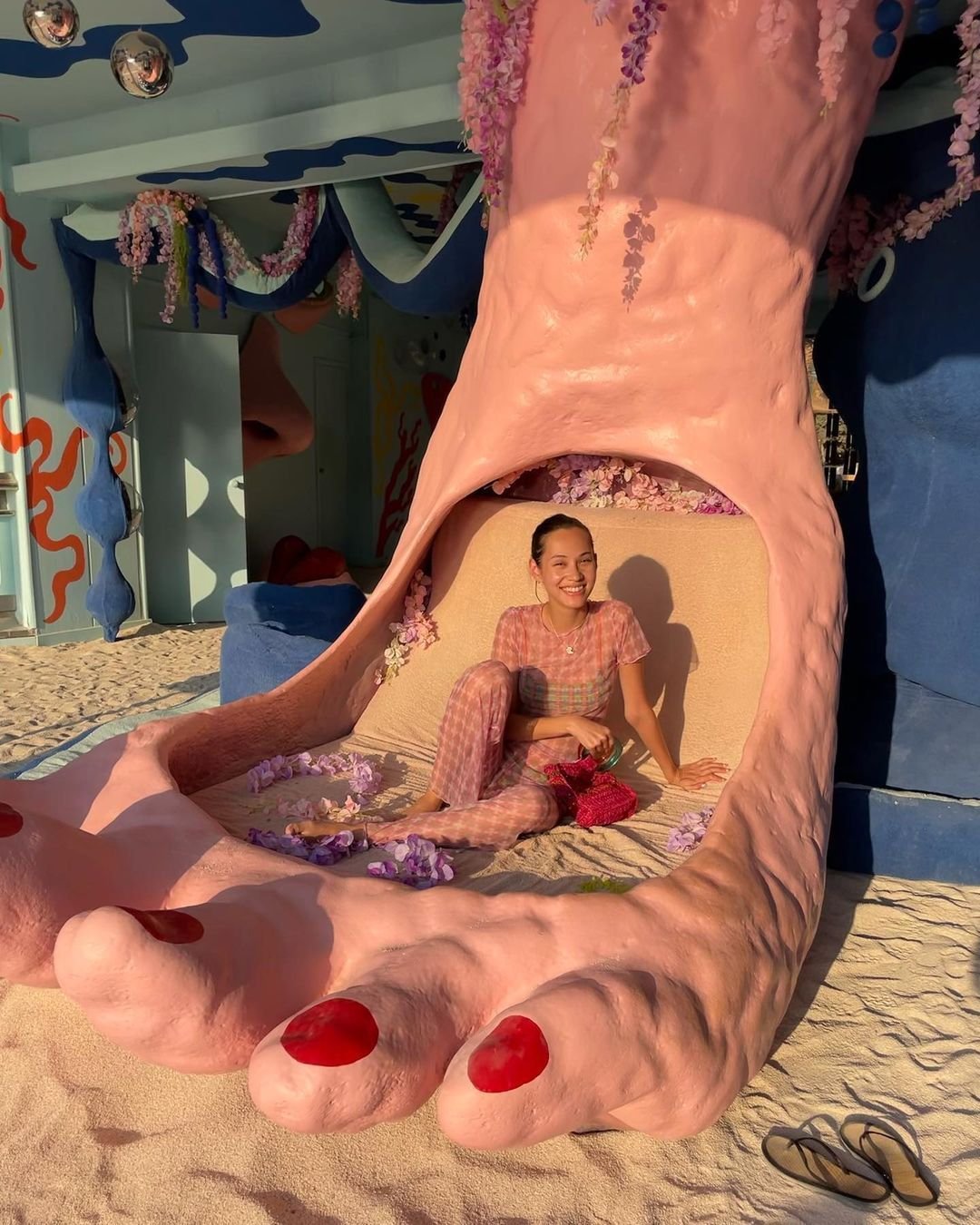 Kiko Mizuhara Leg Photoshoot