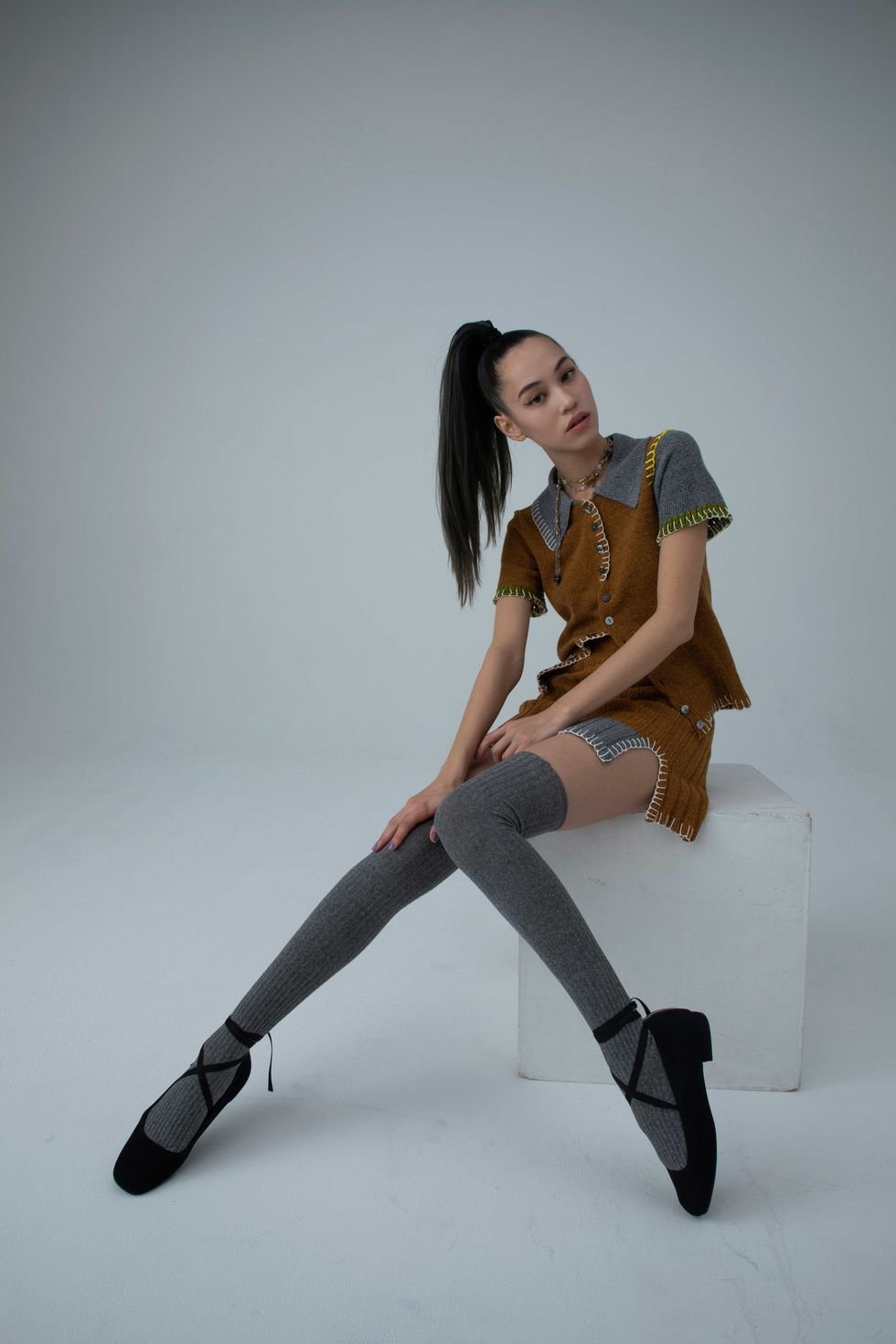 Kiko Mizuhara Leg Photoshoot