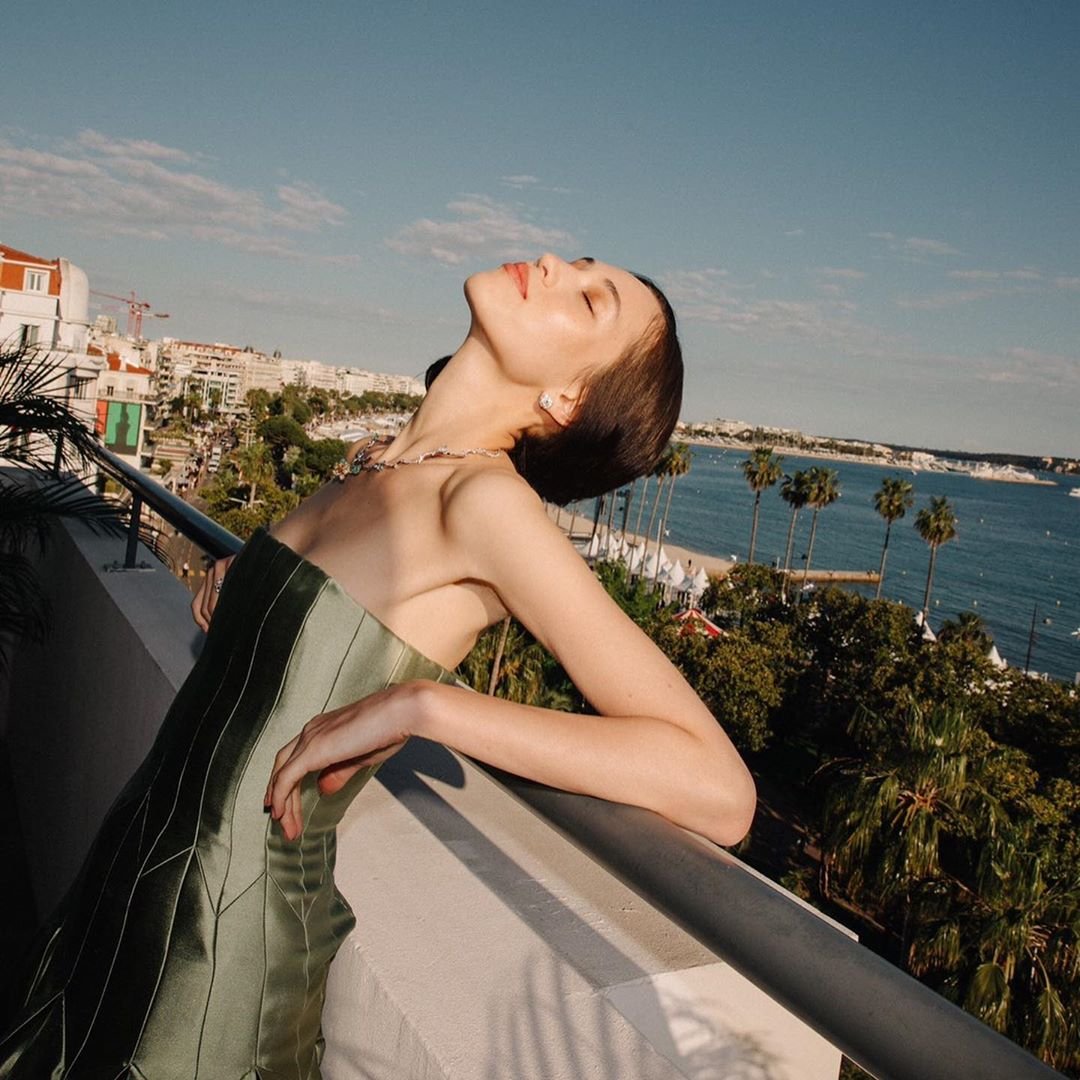 Kiko Mizuhara Leg Photoshoot