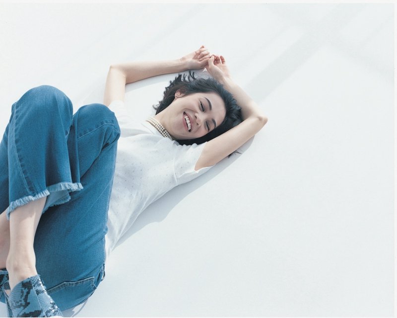 Kiko Mizuhara Leg Photoshoot