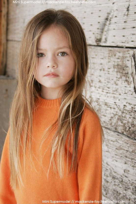 Mackenzie Foy Breast Photoshoot