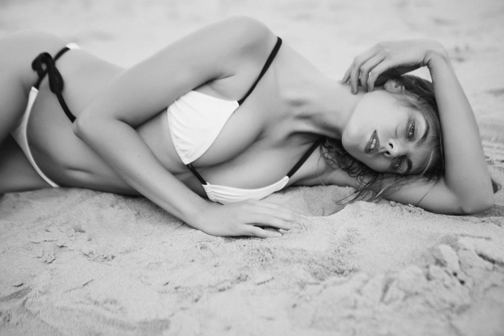 Maryna Linchuk Sexy and Hottest Photos , Latest Pics