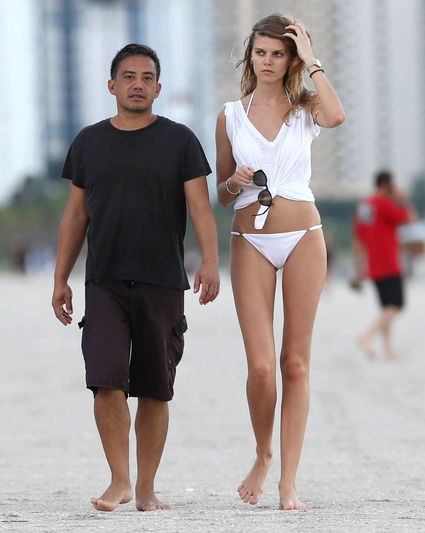 Maryna Linchuk Leg Photoshoot