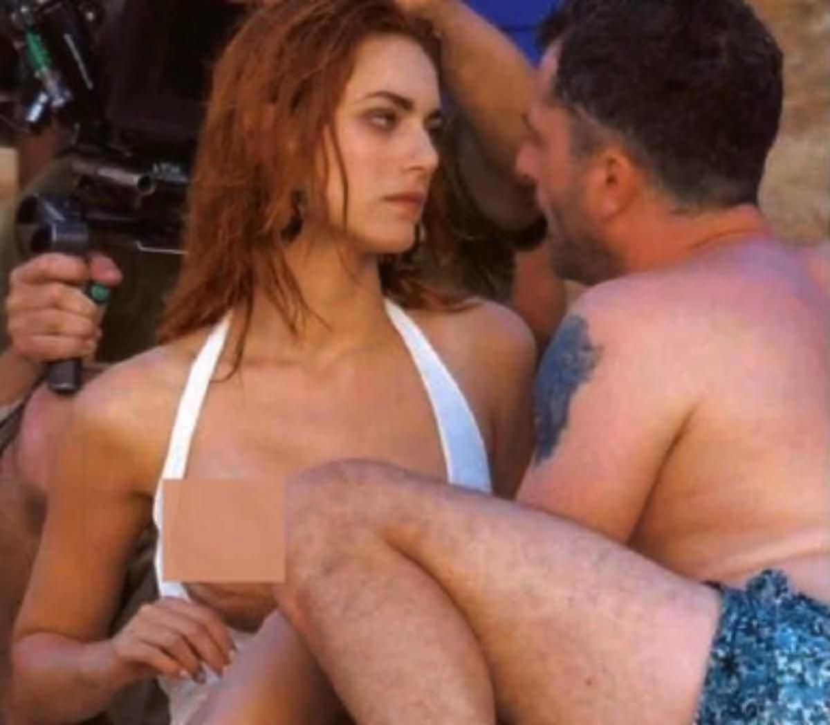 Miriam Leone Leg Photoshoot