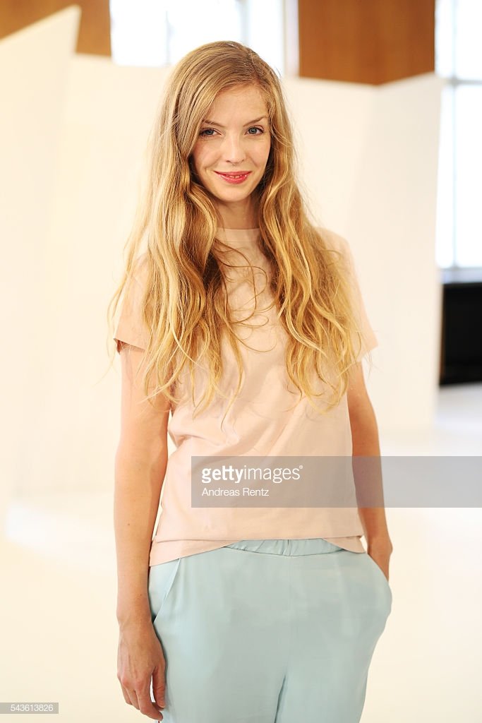 Pheline Roggan  Photoshoot