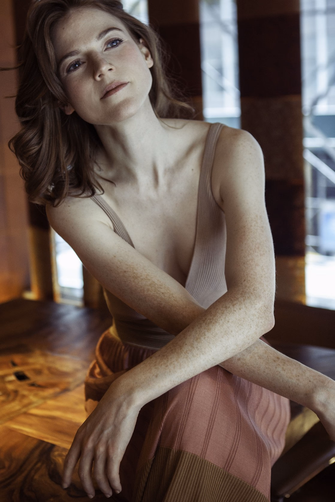 Rose Leslie Leg Photoshoot