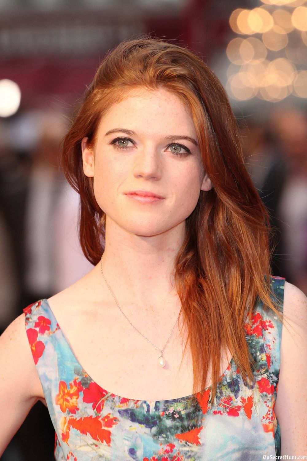 Rose Leslie Sexy and Hottest Photos , Latest Pics