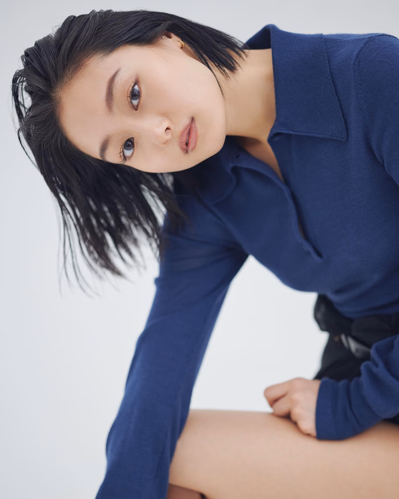 Shioli Kutsuna Leg Photoshoot