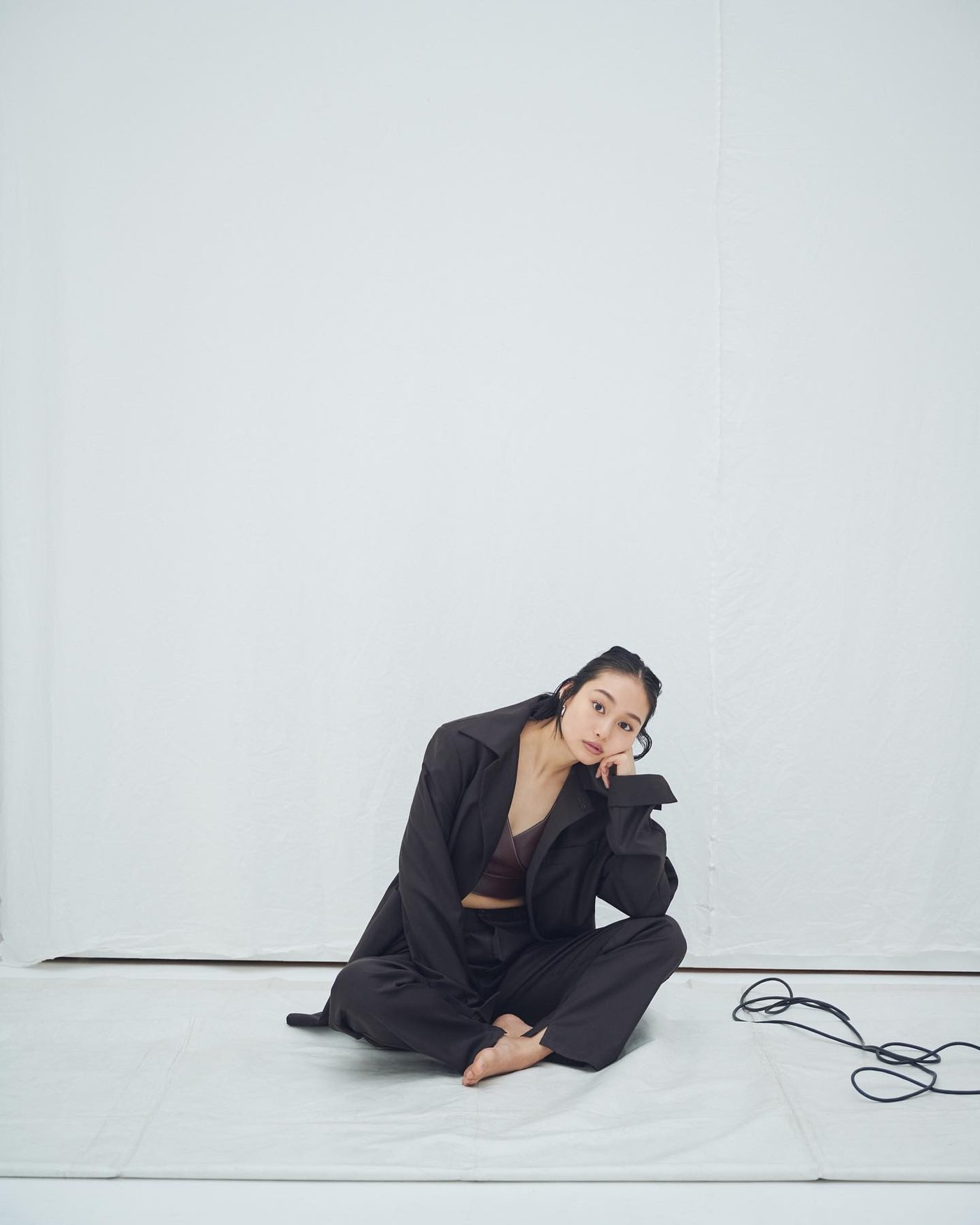 Shioli Kutsuna  Photoshoot