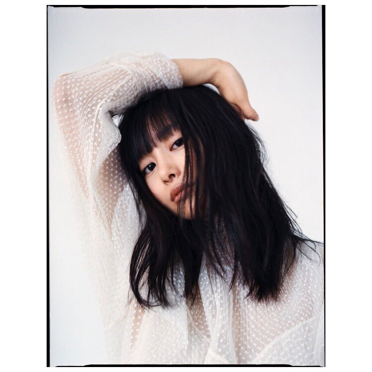 Shioli Kutsuna  Photoshoot