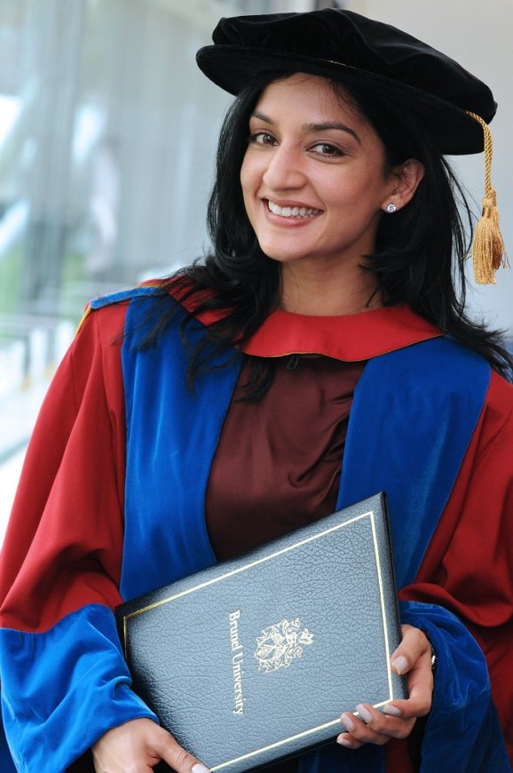 Archie Panjabi  Photoshoot