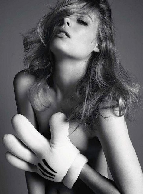 Gillian Jacobs  Photoshoot