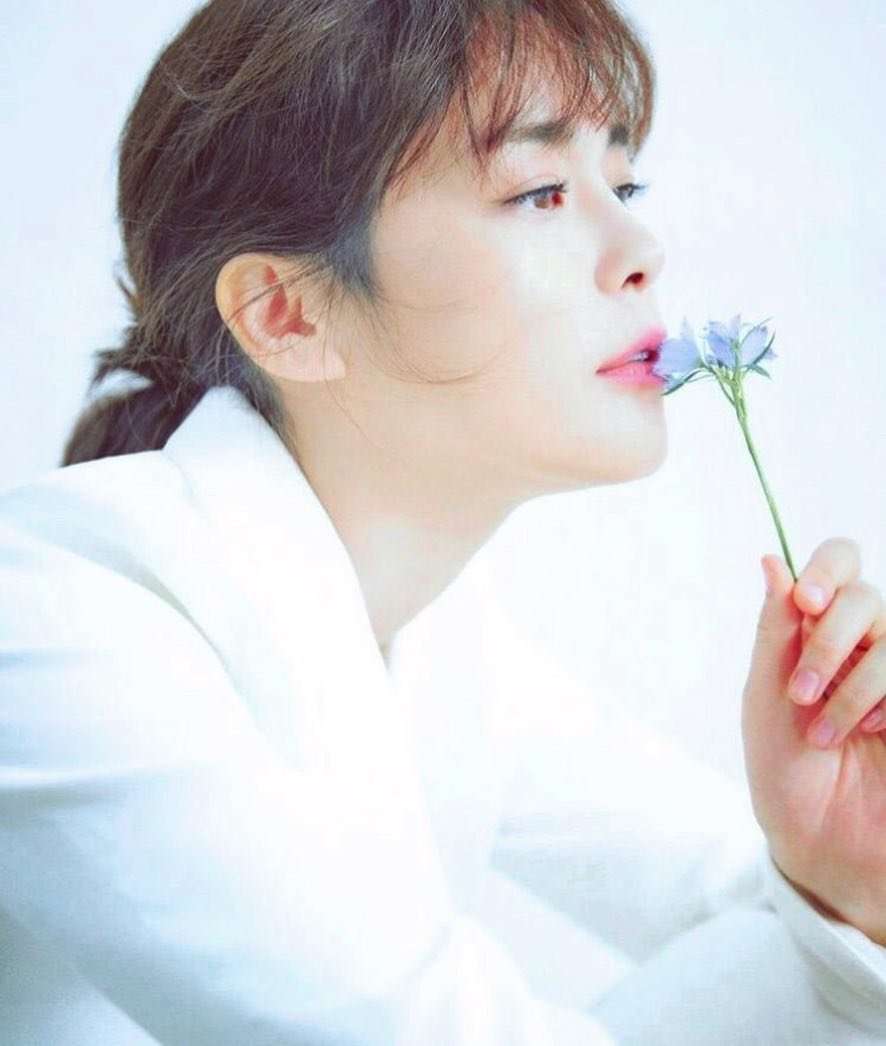Lee Hana  Photoshoot
