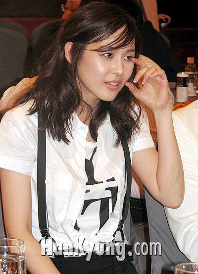 Lee Hana  Photoshoot