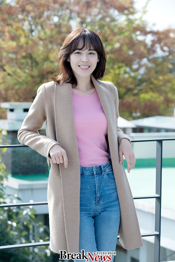 Lee Hana  Photoshoot