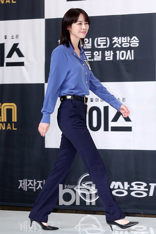 Lee Hana  Photoshoot