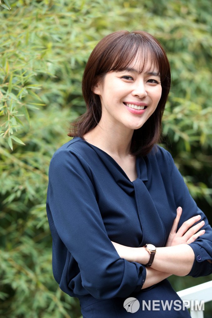 Lee Hana  Photoshoot