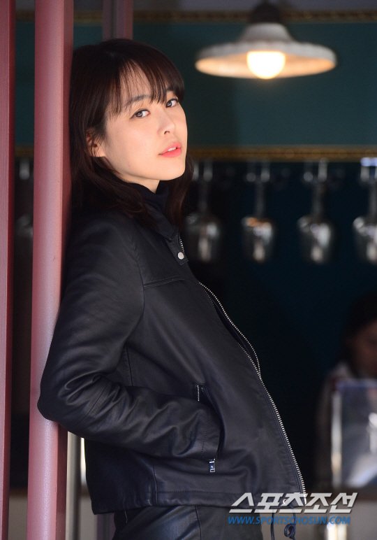 Lee Hana  Photoshoot