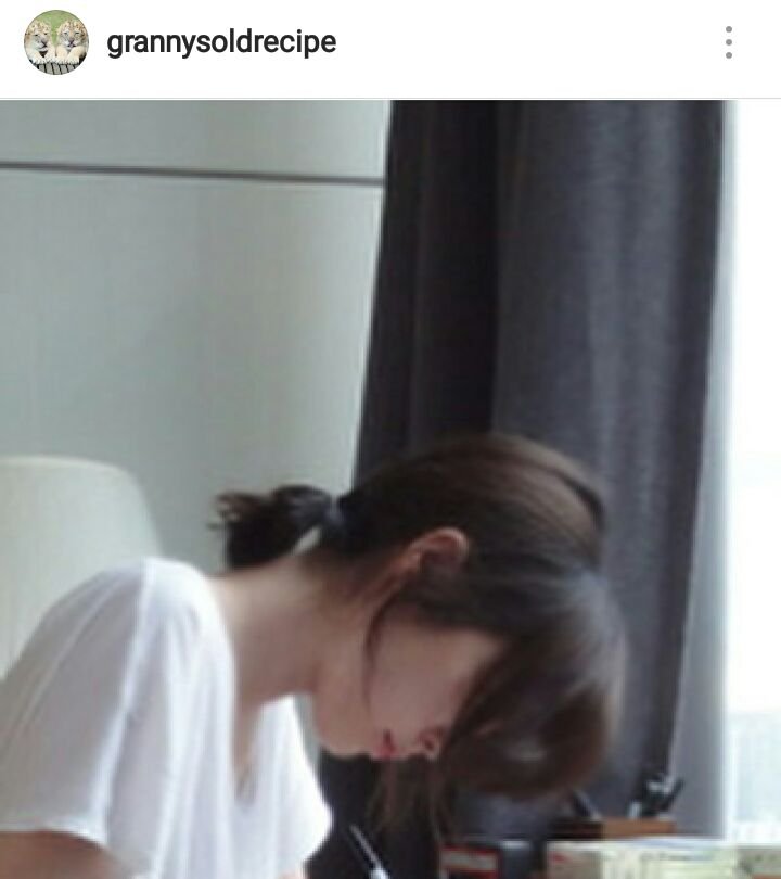 Lee Hana  Photoshoot