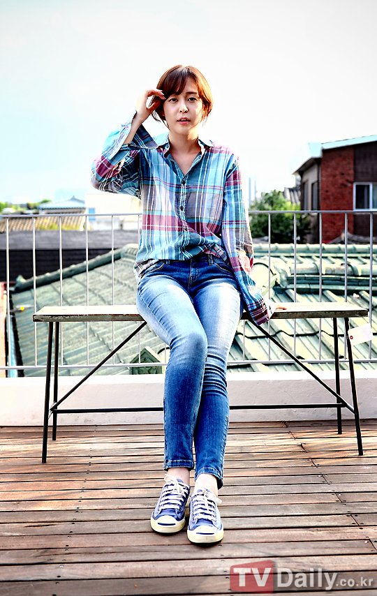 Lee Hana  Photoshoot