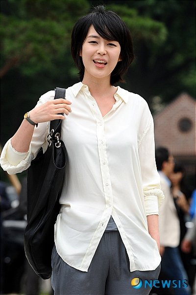 Lee Hana  Photoshoot