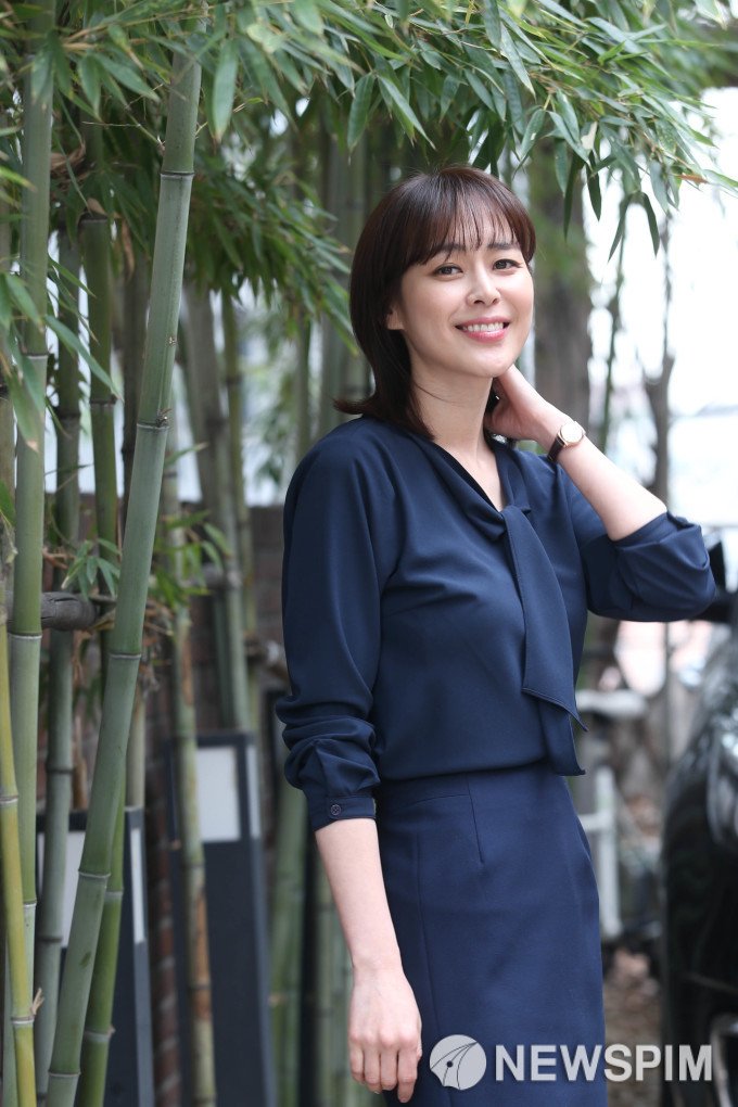 Lee Hana  Photoshoot