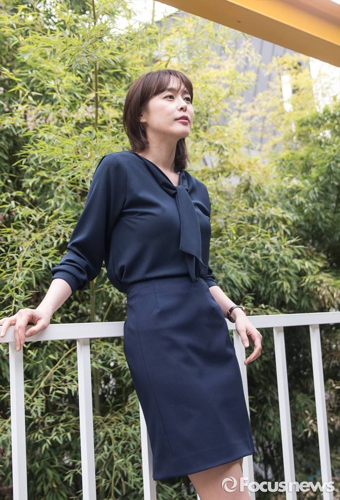 Lee Hana  Photoshoot